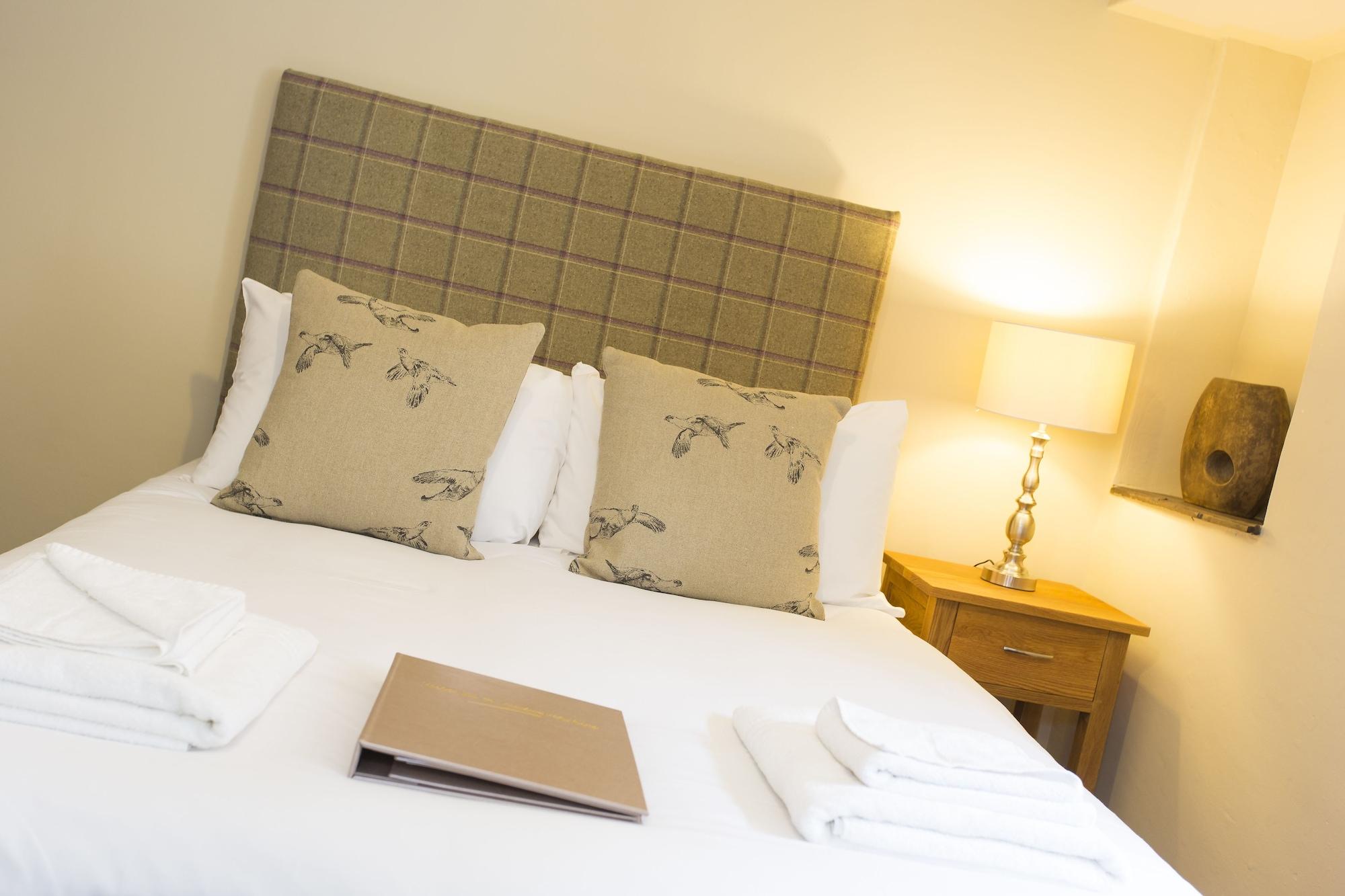 George Hotel & Granary 弗罗姆 外观 照片